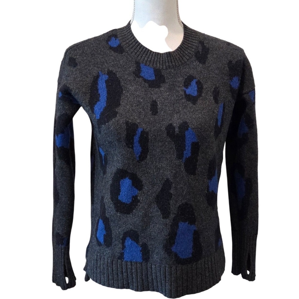Athleta Wool Cashmere‎ Leopard Print Crewneck Sweater Thumbhole Grey Blue Small